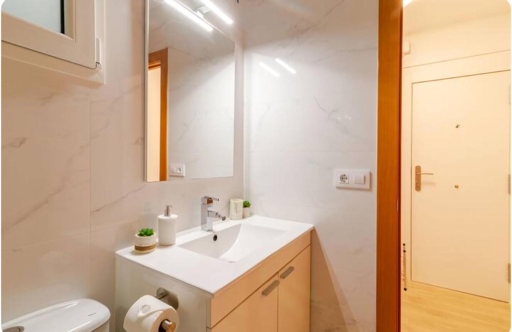 Hermoso Apartamento Cerca Al Mar Blanes Ngoại thất bức ảnh